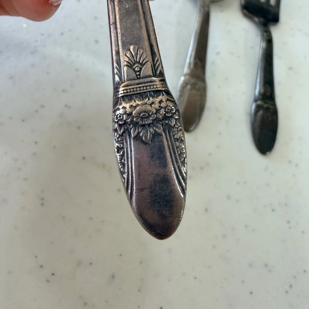 1847 Rogers Bros Adoration Silverplate Flatware Set 2 Spoons 1 Fork Vintage
